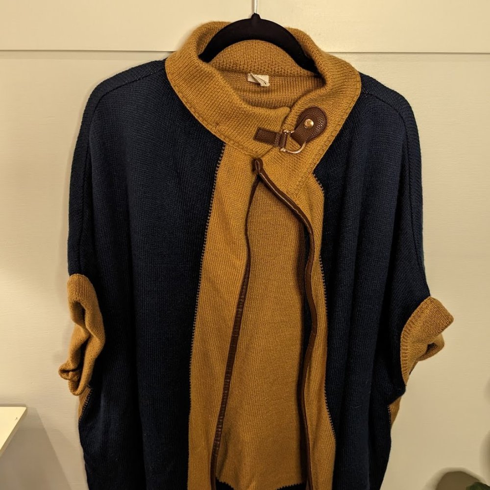 Anthropologie Akemi + Kin Oversized Shawl Sweater with perfect Neck Closure